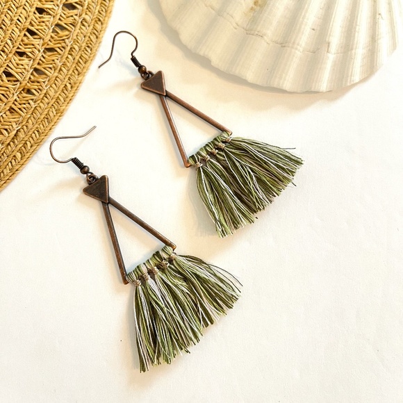 Boho Geometric Ethnic Tassel Dangle Earrings - Picture 1 of 5
